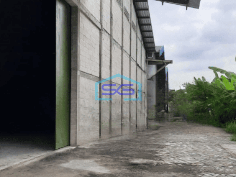 Disewakan Gudang Luas Bangunan  1200 m² di Semarang Barat