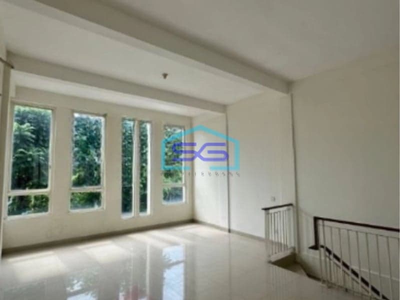 Disewakan 2 Ruko Jejer Kondisi Siap Pakai Cocok Untuk Komersial Di Surabaya Luas Bangunan  160 m²