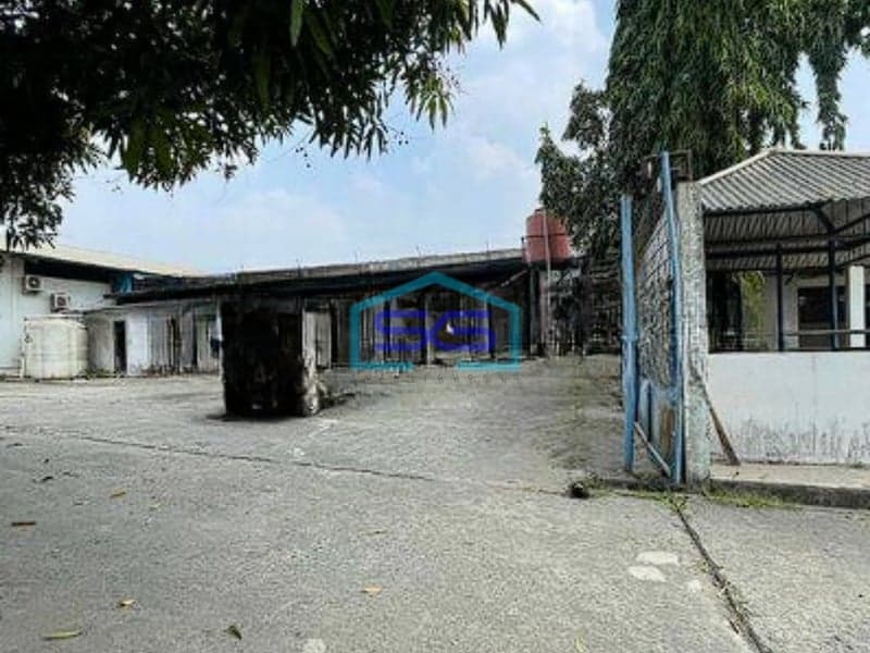 Dijual Cepat Gudang Lokasi Sangat Strategis di Jalan Raya Legok Tangerang