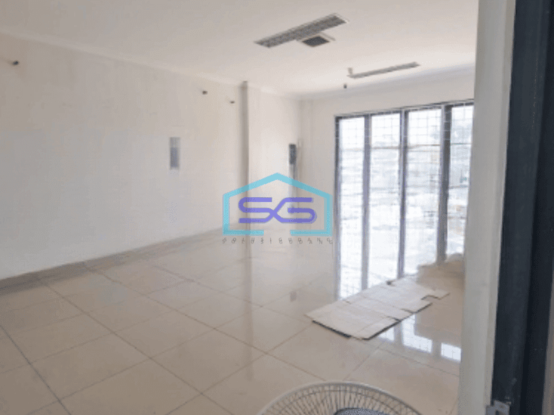 Disewakan Ruko 2 Lantai Luas Bangunan 208 m² di Gading Serpong Tangerang