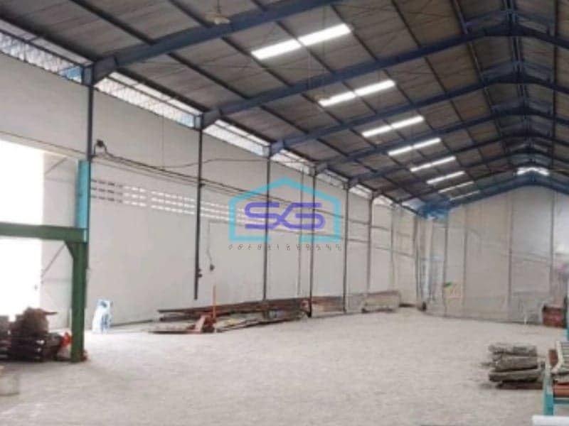 Disewakan Gudang Baru Renovasi Luas Bangunan  2205 m²  Lokasi di Surabaya