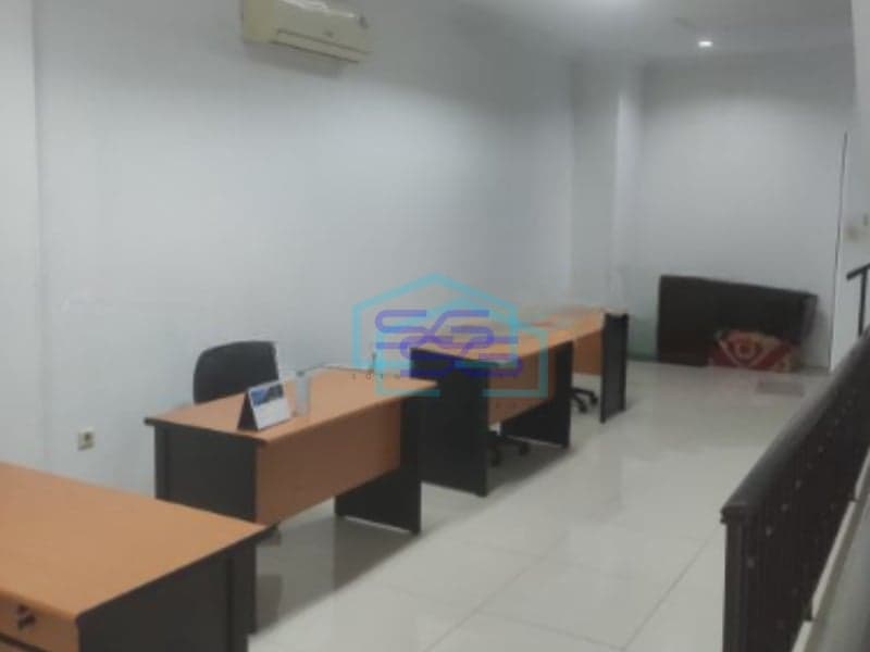 Disewakan Cepat Ruko Luas Bangunan  240 m²  di Jakarta Pusat