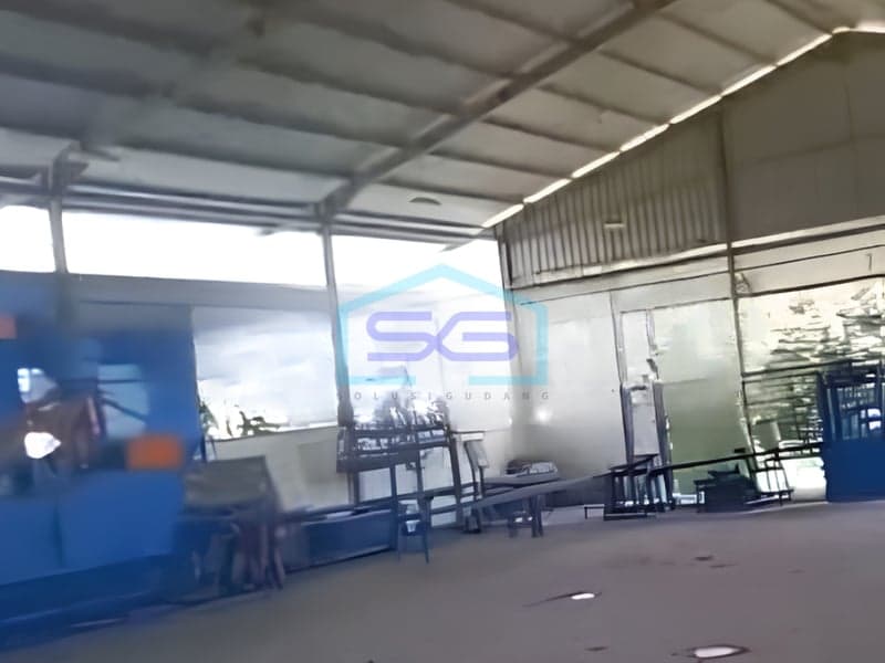 Disewakan Gudang Ada Kantor Luas Bangunan 1500 m² Lokasi Siap Huni di Tangerang