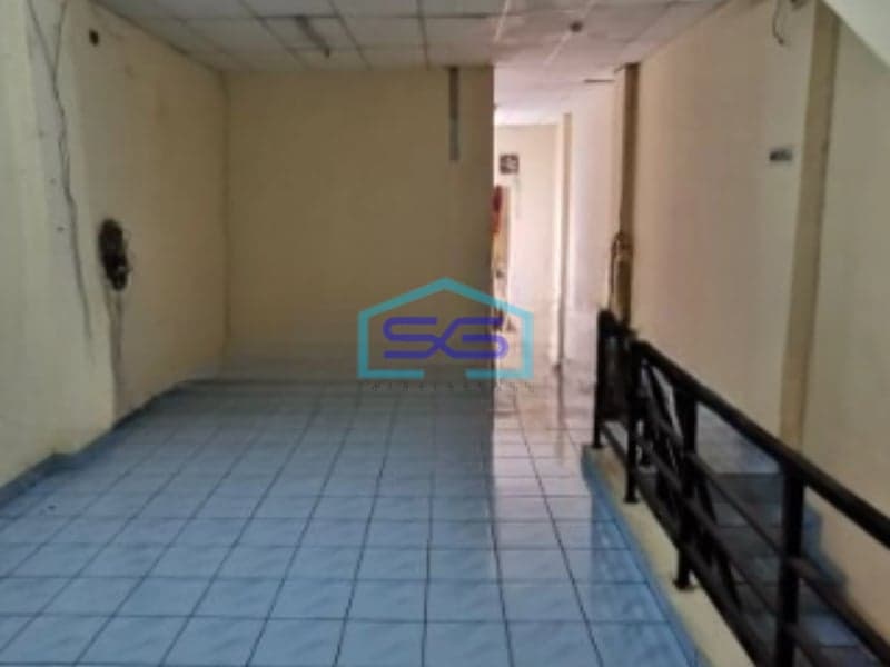 Disewakan Ruko 3 Lantai Lokasi Kebon Jeruk Jakarta Barat Luas Bangunan 300 m²