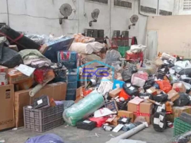 Disewakan Gudang Akses Container Luas Tanah  400 m² Lokasi di Tangerang