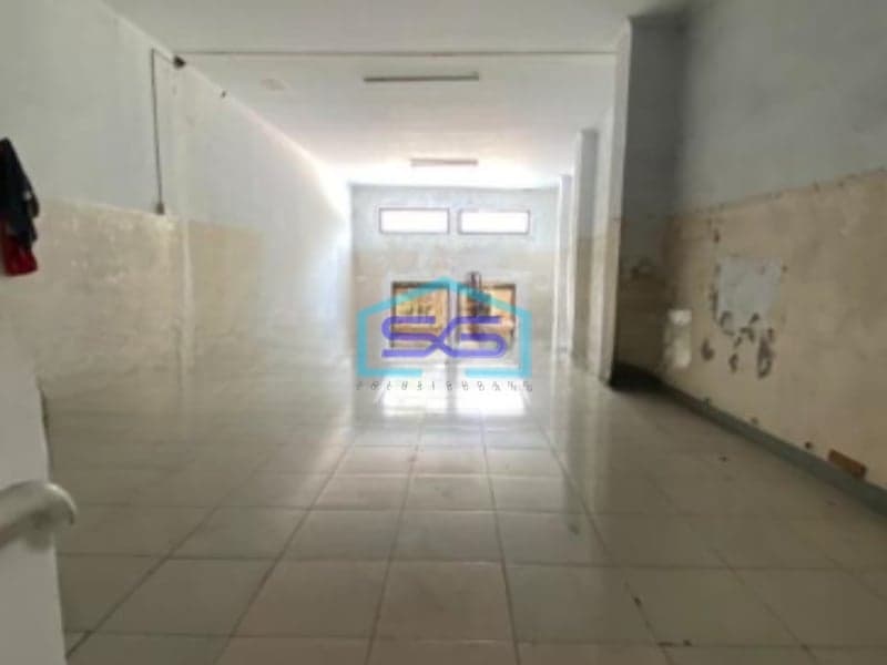 Disewakan Ruko 3 Lantai Panjang Carport Luas Bangunan 495m2 Di Cempaka Putih Jakarta Pusat