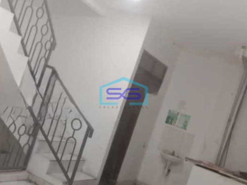 Disewakan Ruko Luas Tanah 200 m² Lokasi Bebas Banjir Siap Huni di Jakarta Utara