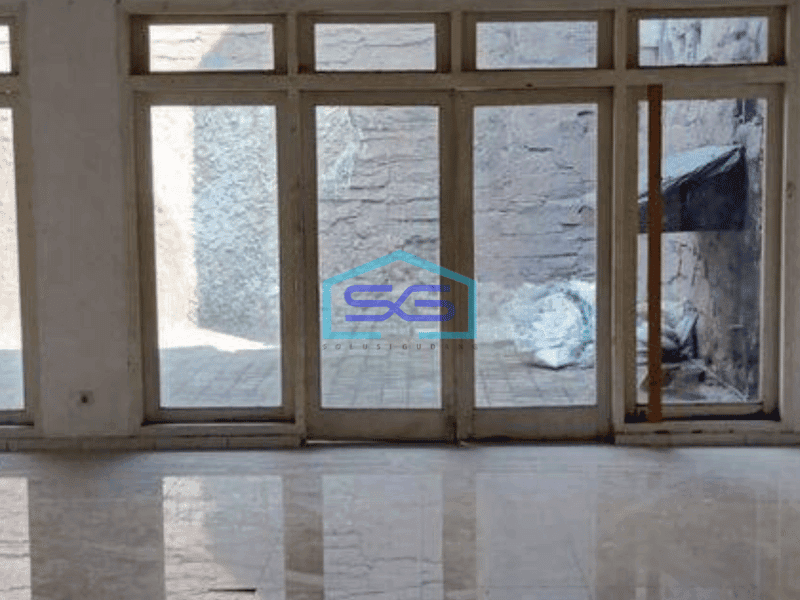 Disewakan Ruang Usaha Lokasi Strategis di Mainroad Jl.veteran Sumurbandung Bandung