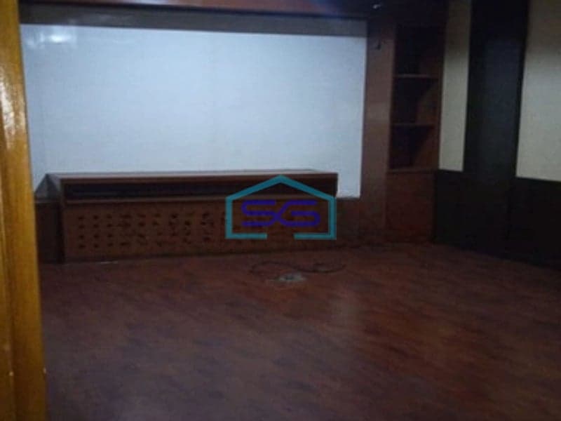 Dijual Ruko Gandeng Zona Komersil Daerah Prima di Tanjung Duren Jakarta Barat LB 600m2