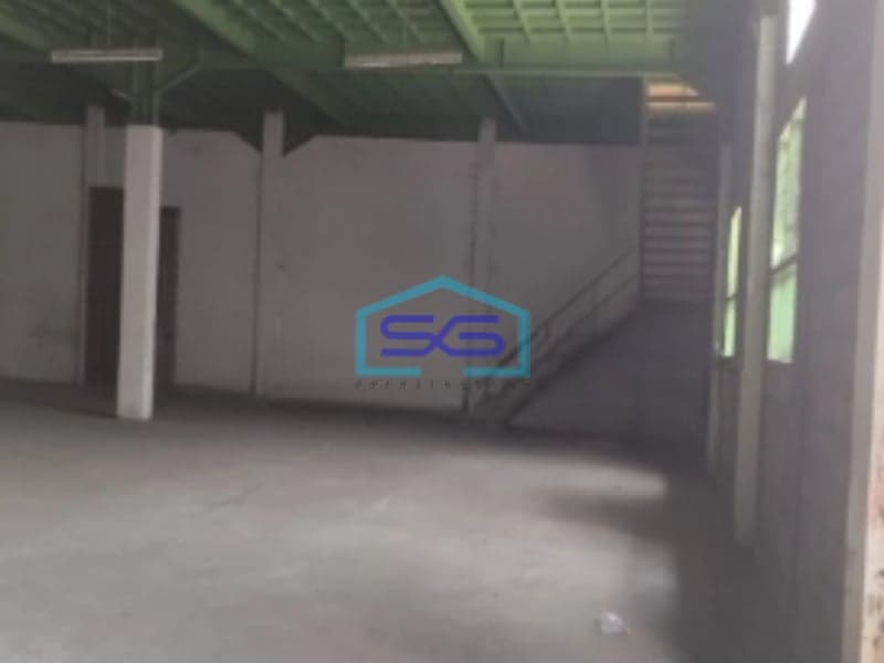 Disewakan  Gudang Margomulyo Surabaya Siap Dipakai Ada Air Sumur Luas Bangunan 8000m2