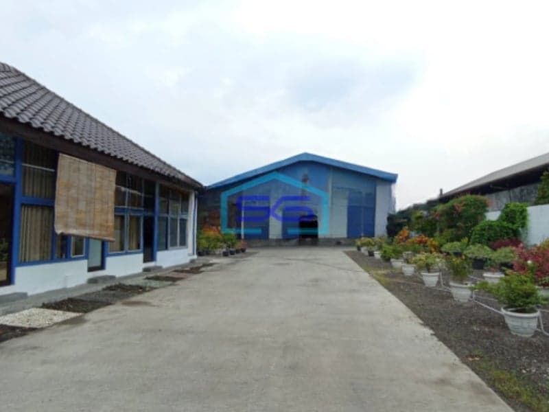 Disewakan Gudang Siap Pakai Akses Kontainer di Solo Baru LB 2100m2