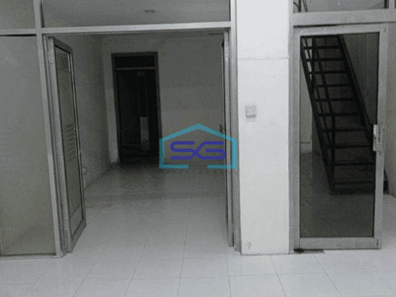 Disewakan Ruko Lokasi Strategis di Kebayoran Baru Jakarta Selatan LB 280m2