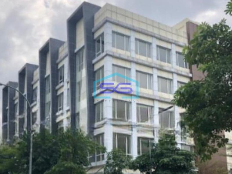 Dijual Ruko Ada Lift Luas Tanah 220 m² Lokasi Bebas Banjir di Harapan Indah Bekasi