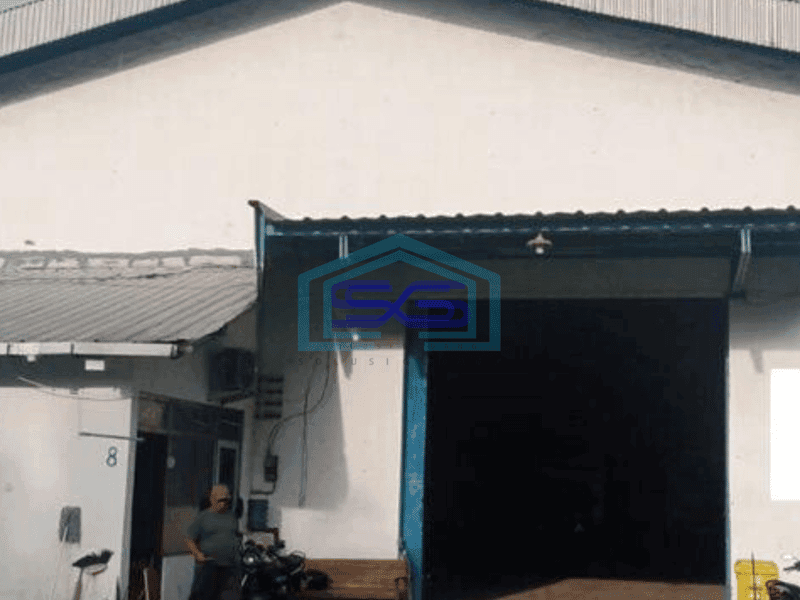 Disewakan gudang dg halaman luas di semarang timur