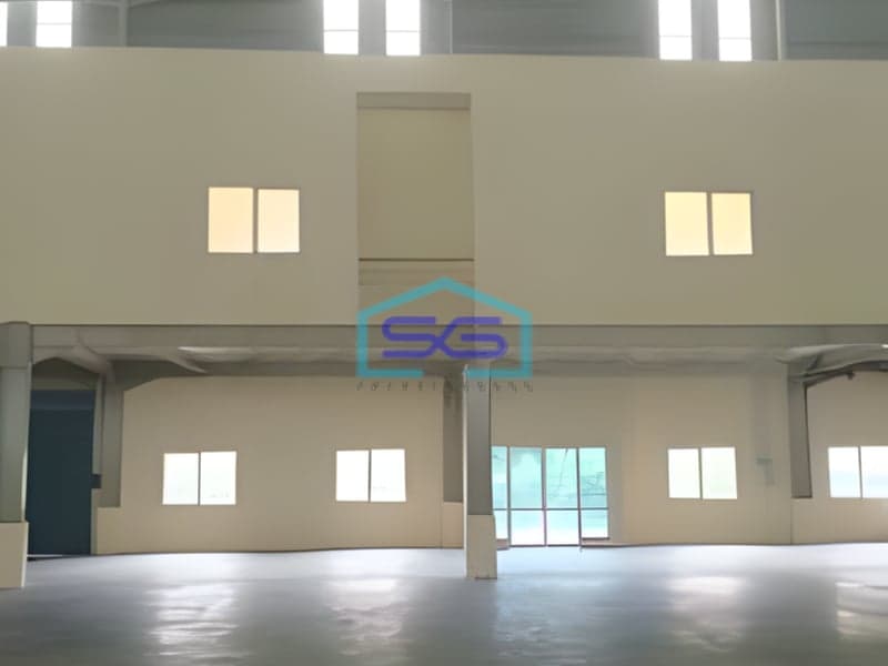 Disewakan Gudang Ada Loading Dock Luas Bangunan  5777 m² Lokasi di Bekasi