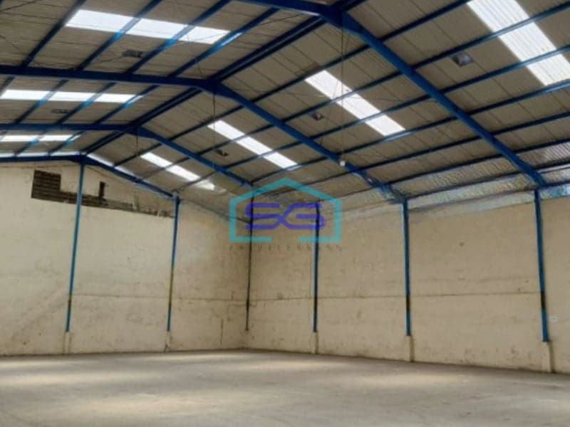 Disewakan Gudang Ada Kantor Luas Bangunan 720 m2 Lokasi Karawaci Tangerang