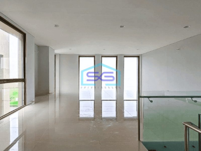 Disewakan Ruko di BSD Tangerang Luas Bangunan 596 m²