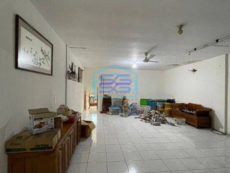 Disewakan Ruko di Pluit Muara Karang Barat Jakarta Utara LB 300m2