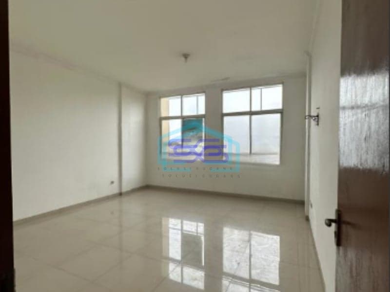 DiSewakan Ruko 2,5 Lantai Galaxy Siap Pakai Bekasi Selatan Luas Bangunan  112 m²