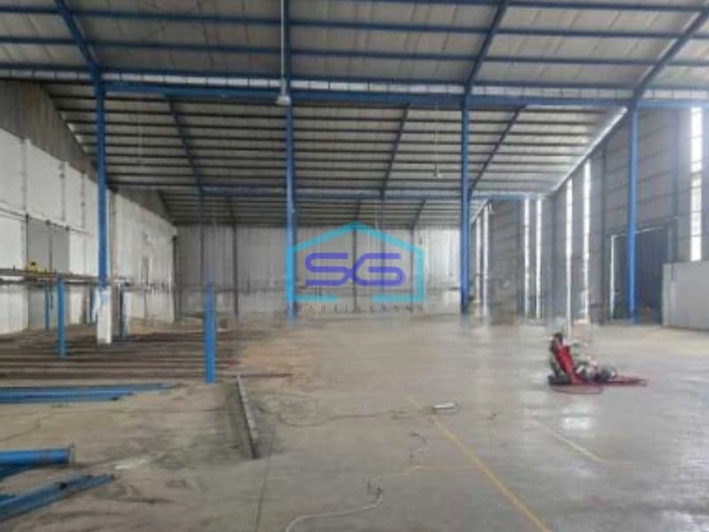 Dijual Gudang Luas Tanah  6500 m² Lokasi di Cikupa Tangerang