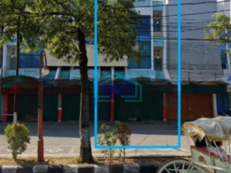 Dijual Cepat Ruko 3 Lantai Lokasi Strategis di Grogol Solo LB 390m2