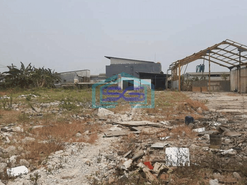 Disewakan Tanah Kosong Bisa Untuk Gudang di Kapuk Kamal Jakarta Barat