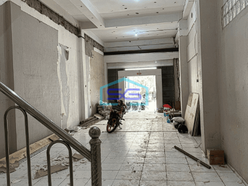 Disewakan Ruko 3 Lantai Jalan Kapten Anwar Sastro dekat Palembang LB 225m2