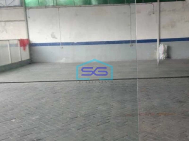 Disewakan Ruko Lokasi Strategis Luas Tanah  590 m² di Surabaya Kota