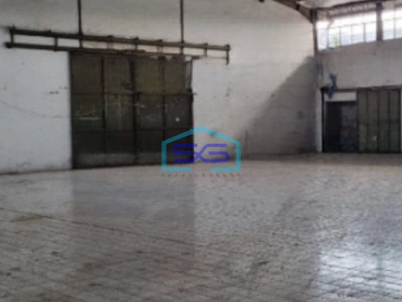 Dijual Gudang Mandiri di Cibolerang Bandung Jawa Barat Luas Tanah 1600m2