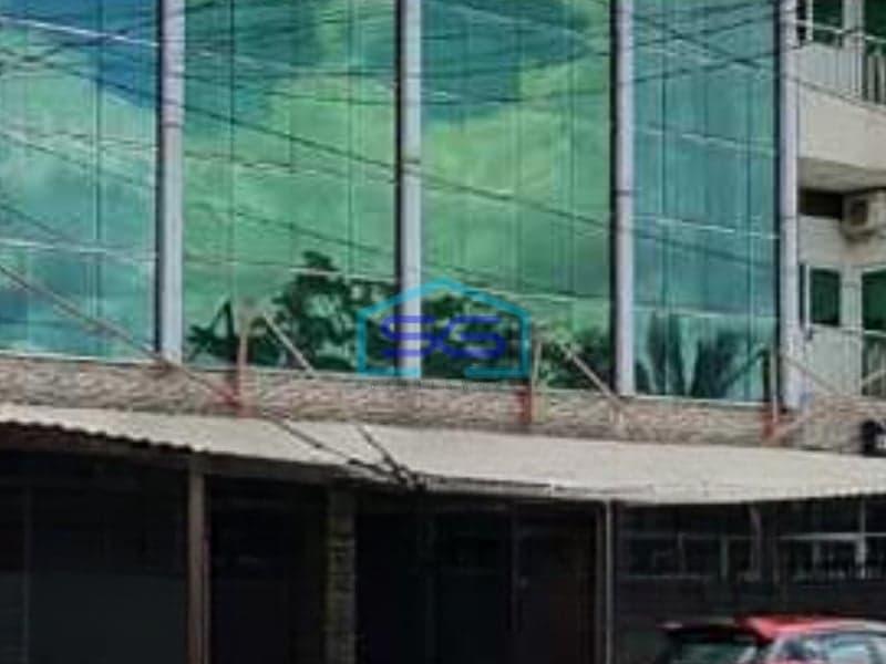 Disewakan Ruko Luas Tanah 153 m² Lokasi Jakarta Barat