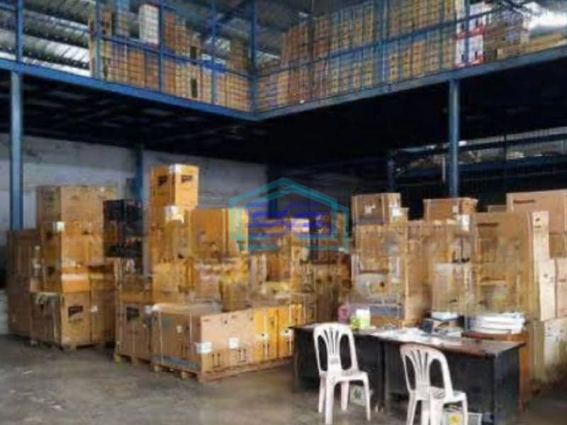 Dijual Pabrik Ada Kantor Luas Tanah 3175 m² lokasi Pondok Gede Bekasi Akses Container 40 Feet