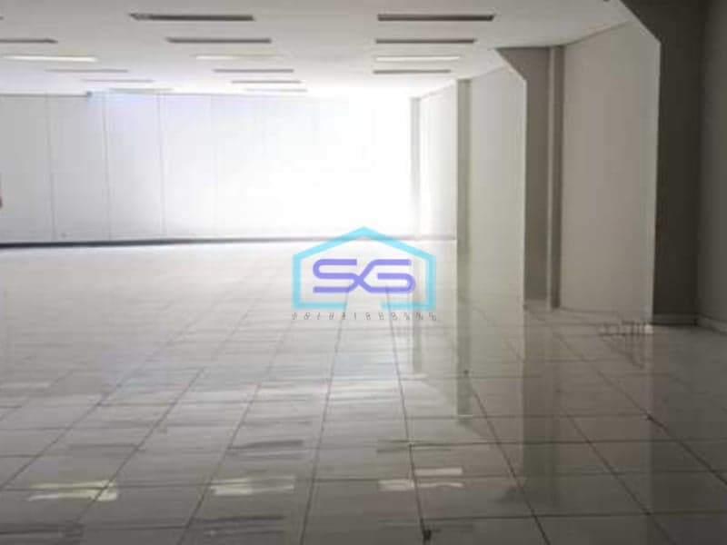 Disewakan Ruko Luas Bangunan  750 m² Lokasi Pungkur Bandung