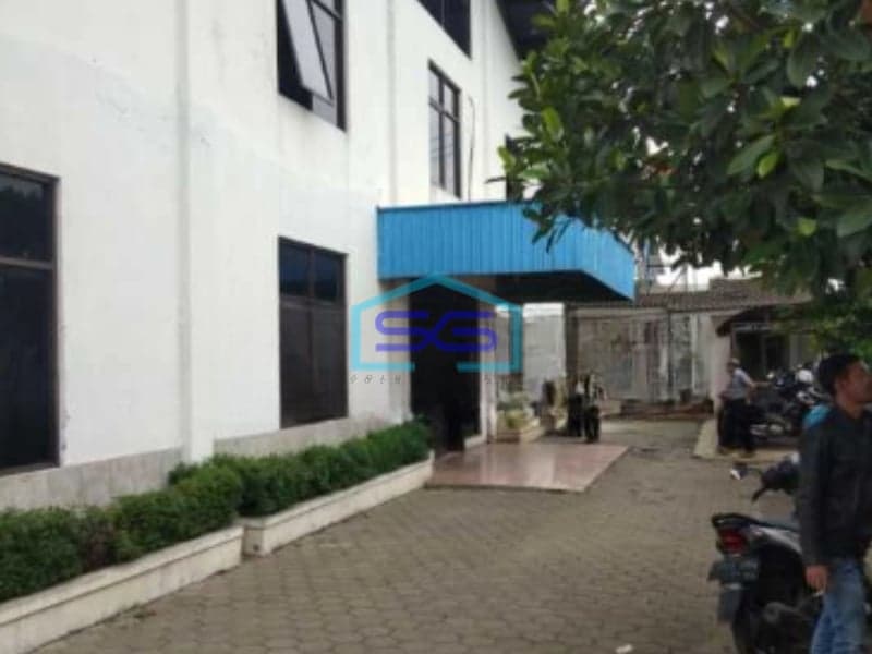 Dijual Gudang Bagus di Cilampeni Bandung Luas Bangunan  2800 m²