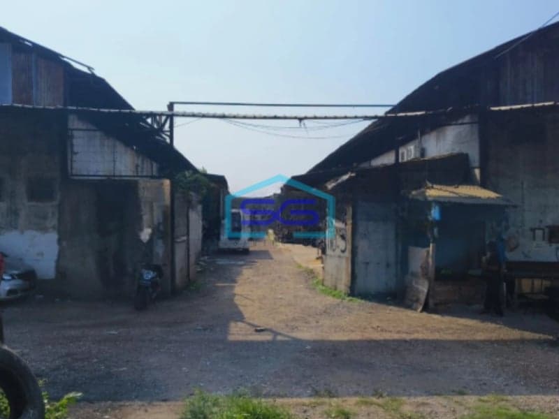 Disewakan Gudang di Daan mogot Tangerang Butuh Renovasi SHM LB 1000m2