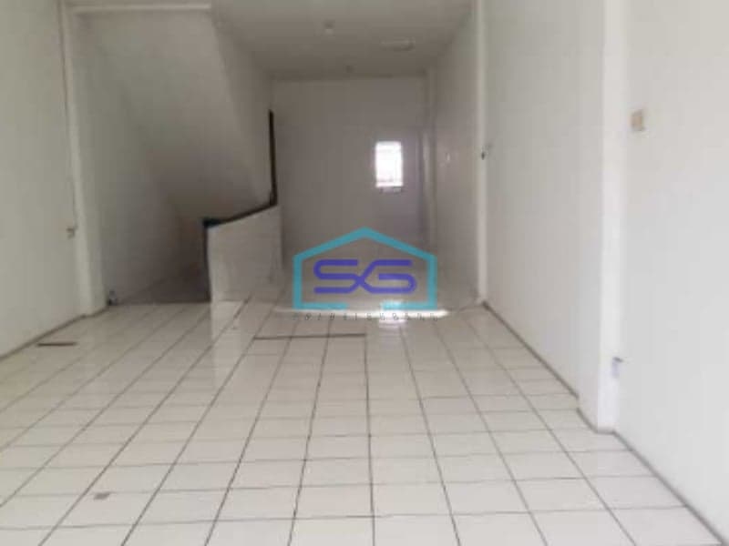 Disewakan 2 Unit Ruko Besar Kondisi Bagus & Rapih di Klender Jakarta Timur LB 180m2