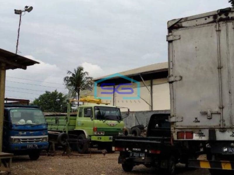 Dijual Gudang Murah Pinggir Jalan Narogong Bekasi Akses Container 40feet LT 665m2
