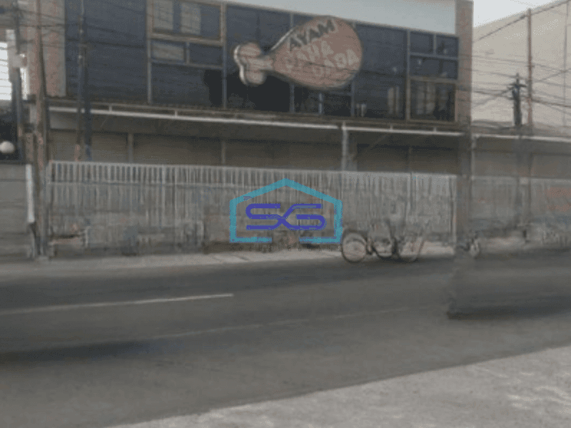 Disewakan Ruko 2 Lantai Luas Bangunan  272 m² di Pinggir Jalan Bekasi Timur