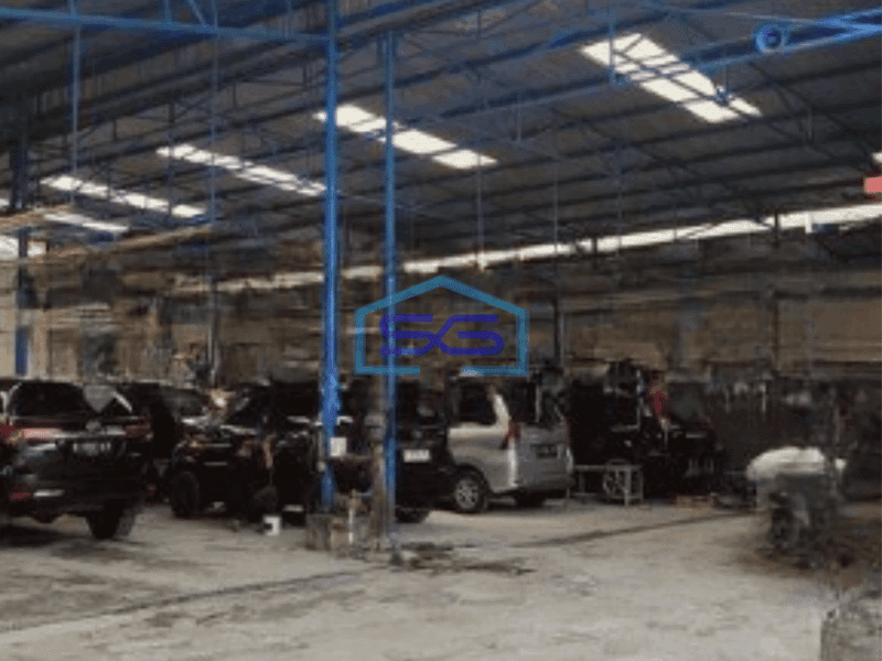 Dijual Tanah dan Bangunan Luas 2422 m² di Jalan Utama Kebon Jeruk Jakarta Barat