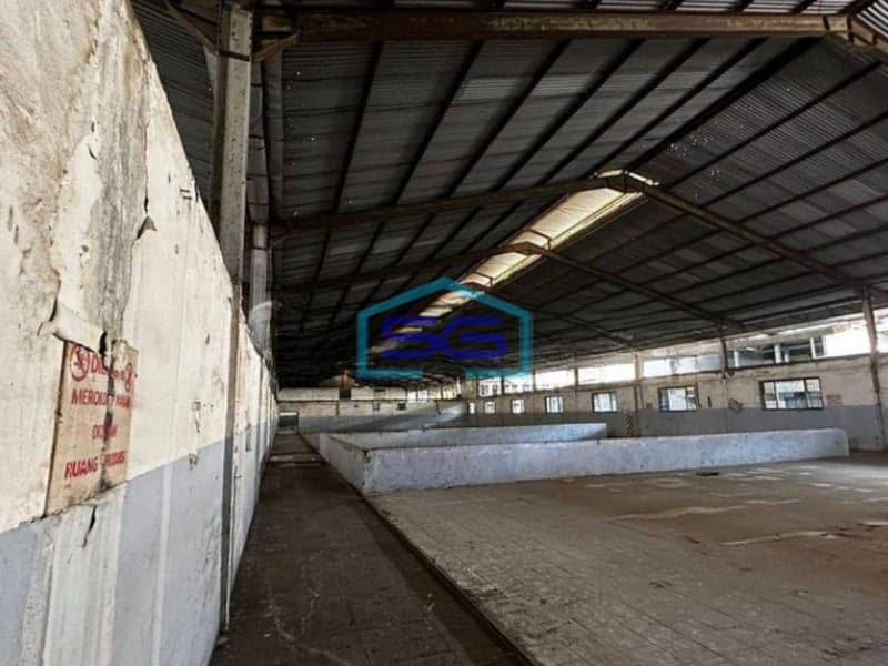 Dijual Tanah Ada Bangunan Di Karawang Timur Dekat Dengan Pintu Tol LT 30230m2