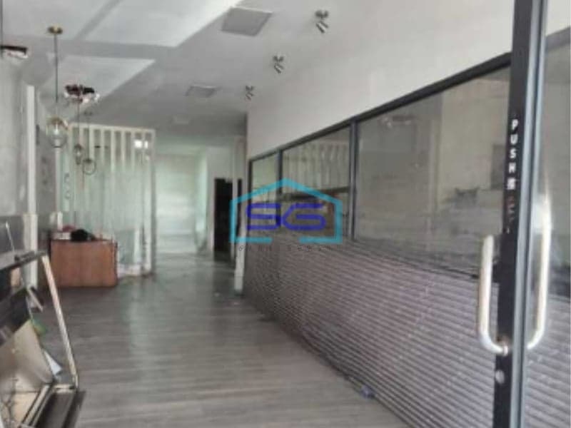 Disewakan Ruko 3 Lantai Lokasi di Taman Surya Jakarta Barat Luas Tanah  102 m²