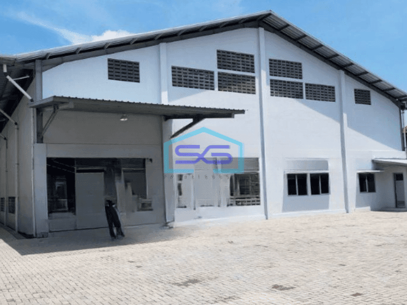 Disewakan Gudang Besar Baru Akses Container Luas Tanah 3300 m² di Karanganyar Solo