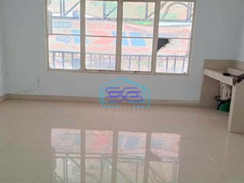 Disewakan Ruko Hadap Jalan Raya Siap Pakai Di Lokasi Sangat Strategis Serpong Utara Tangerang Luas Bangunan  80 m²