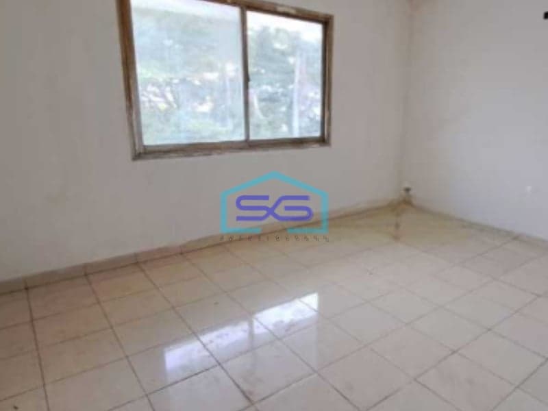 Disewakan Ruko 3 Lantai Di Daerah Komersil Cinere Depok LB 298m2