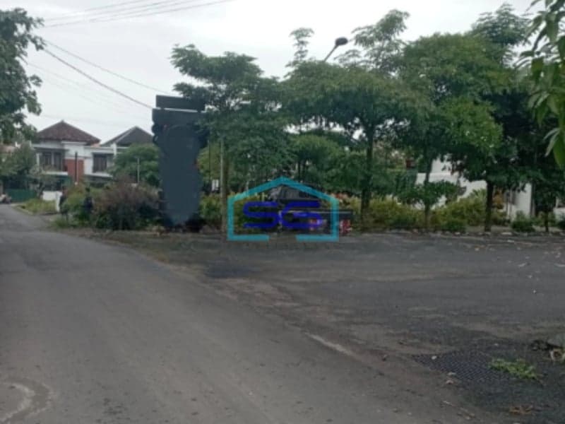 Disewakan Kantor Di sariharjo Ngaglik Sleman Jogja Luas Bangunan 1000 m²