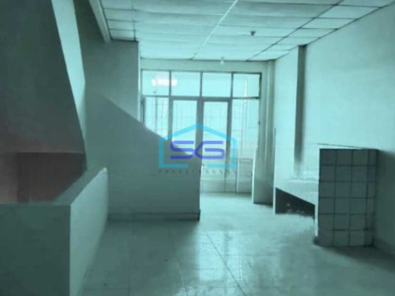 Disewakan Ruko 3 Lantai Luas Tanah 175 m²  Lokasi Bebas Banjir di Jakarta Barat