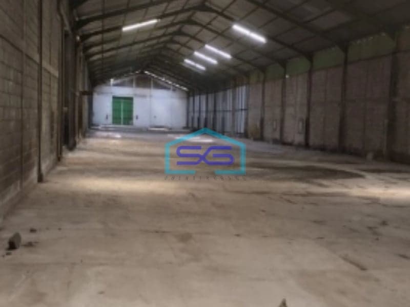 Disewakan  Gudang Margomulyo Surabaya Siap Dipakai Ada Air Sumur Luas Bangunan 8000m2