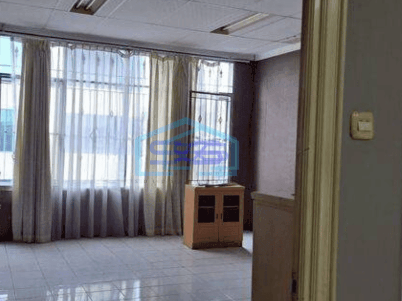Disewa Ruko 4,5 lantai di Kelapa Gading, rapi, siap pakai