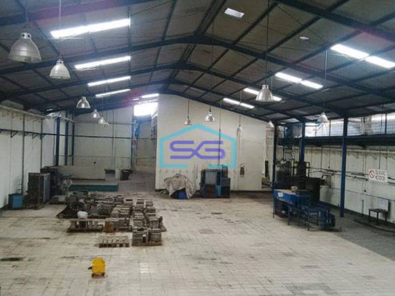 Disewakan Gudang Siap Pakai Bagus Tengah Kota Jln. Caringin Bandung Luas Tanah 1800m2