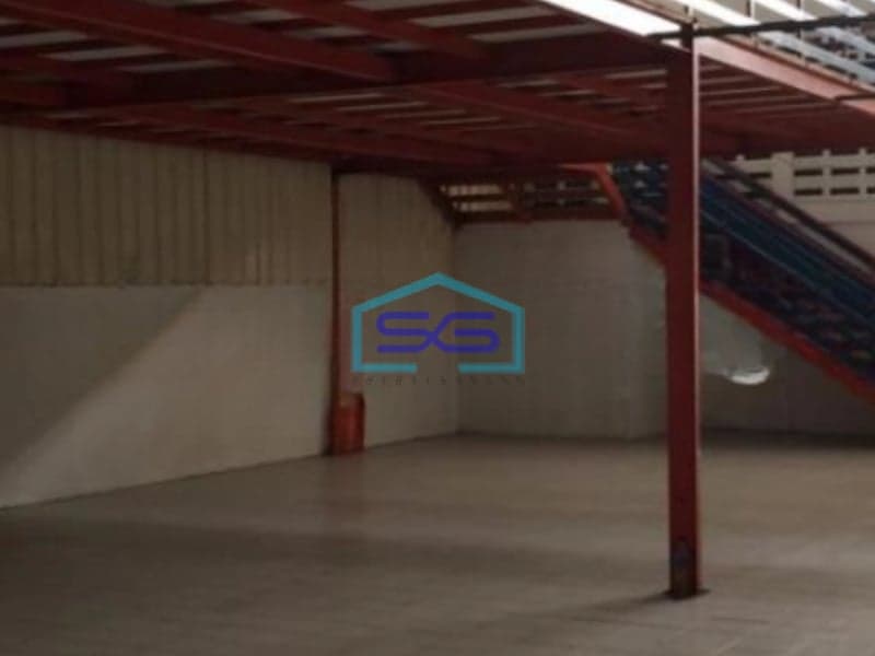 Disewakan Gudang Luas Bangunan  1000 m²  Lokasi Bebas Banjir di Petir Tangerang