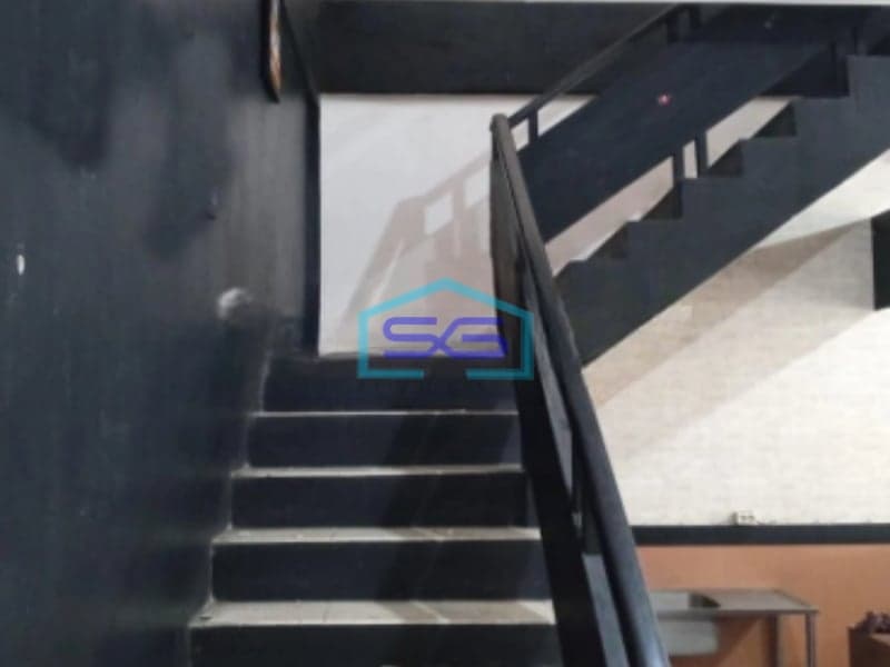 Dijual Ruko Strategis Kawasan Bisnis di Solobaru Solo Luas 180m2